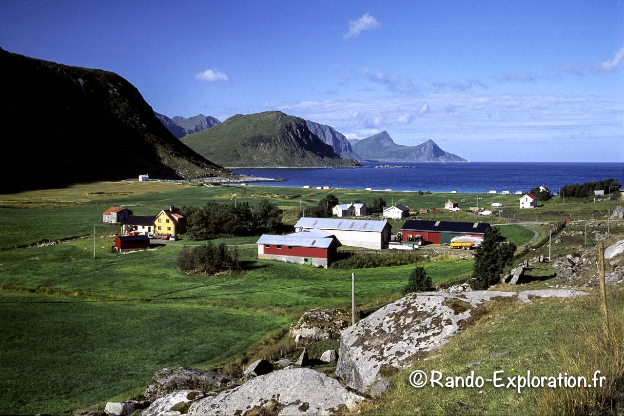 Le hameau agricole de Vik, îles Lofoten